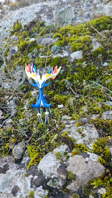 Super figurine Pokemon Nintendo tomy xerneas