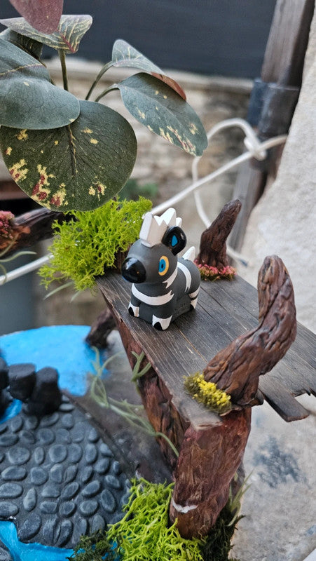 Super figurine Pokemon Nintendo finger puppet zebibron