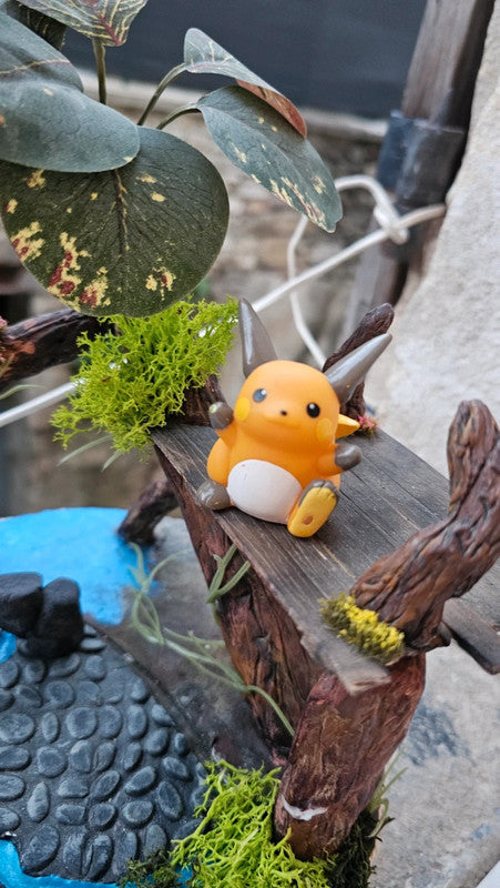 Super figurine Pokemon Nintendo finger puppet Raichu