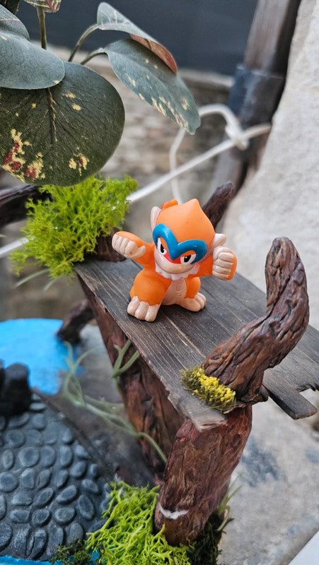Super figurine Pokemon Nintendo finger puppet chimpenfeu