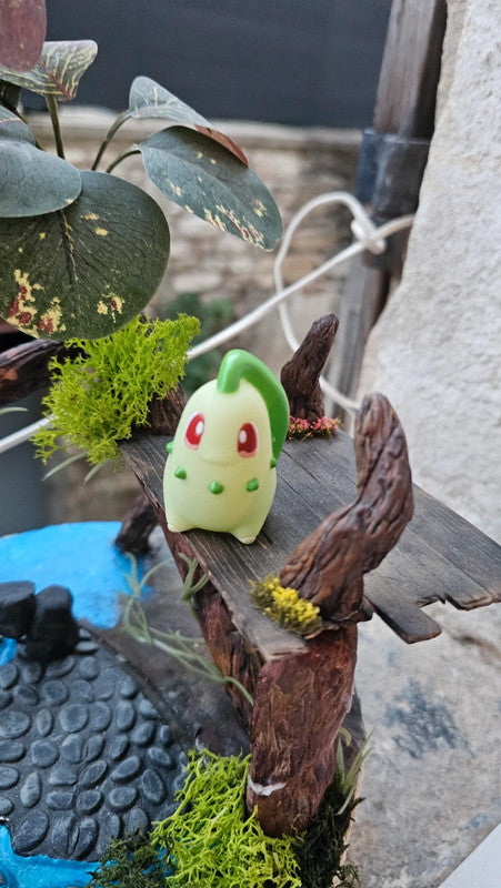 Super figurine Pokemon Nintendo finger puppet Germignon