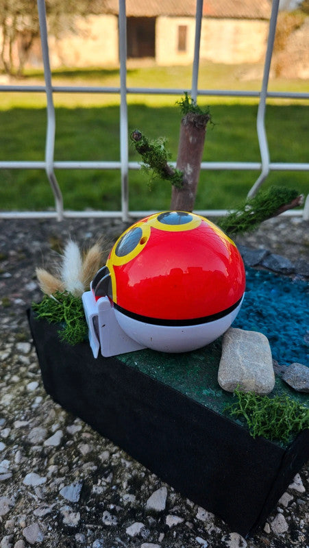Super pokeball pour figurine Pokemon Nintendo