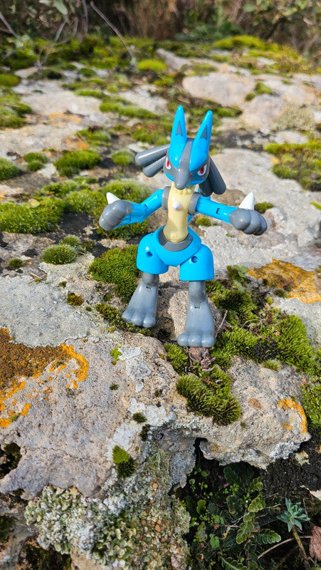 Super figurine Pokemon lucario