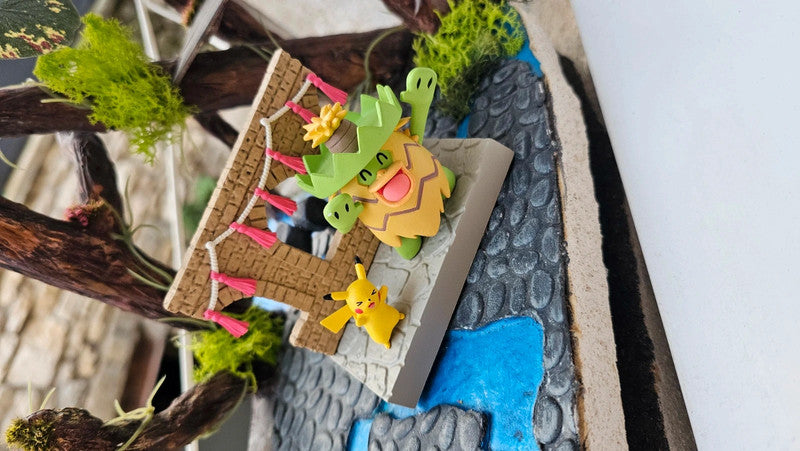Super figurine Pokemon Nintendo ludicolo et pikachu