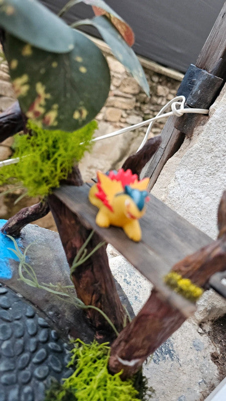 Super figurine Pokemon Nintendo finger puppet feurisson