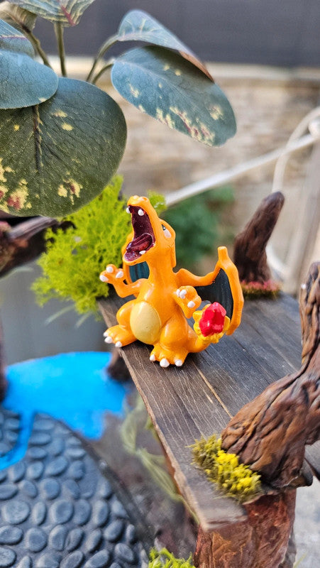Super figurine Pokemon Nintendo tomy C.G.T.S.J Dracaufeu