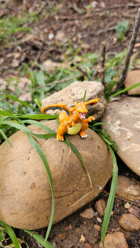 Super figurine Pokemon Nintendo Dracaufeu