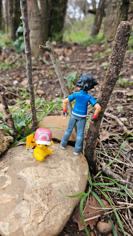 Super figurine Pokemon Nintendo sacha et son pikachu