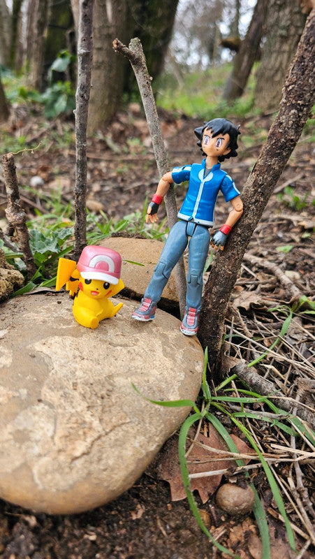 Super figurine Pokemon Nintendo sacha et son pikachu