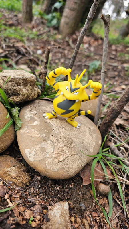 Super figurine Pokemon Nintendo elektek