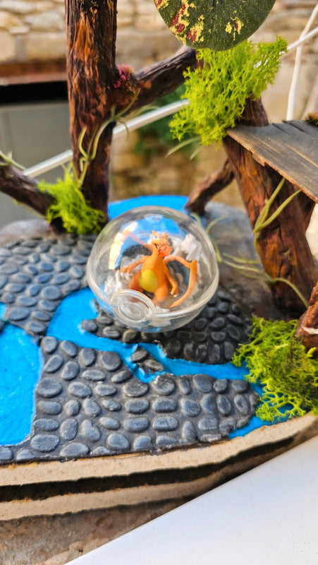 Super figurine Pokemon Nintendo boule terrarium Dracaufeu