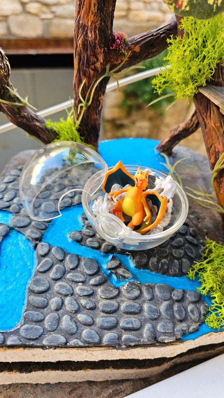 Super figurine Pokemon Nintendo boule terrarium Dracaufeu