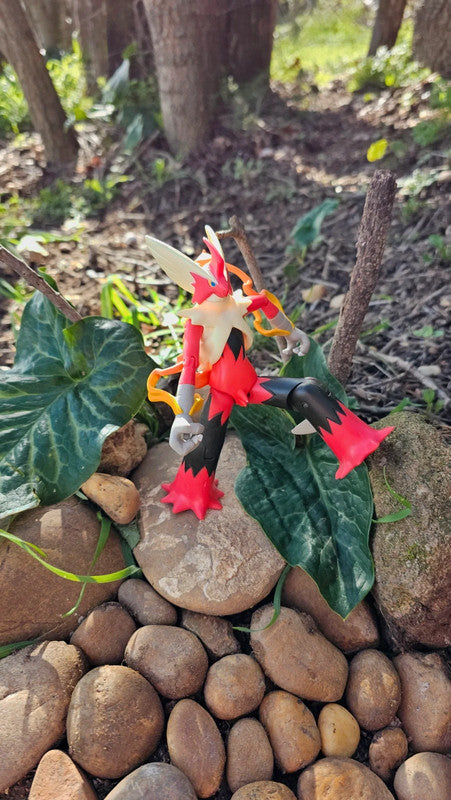 Super figurine Pokemon Nintendo Mega-Brasegali