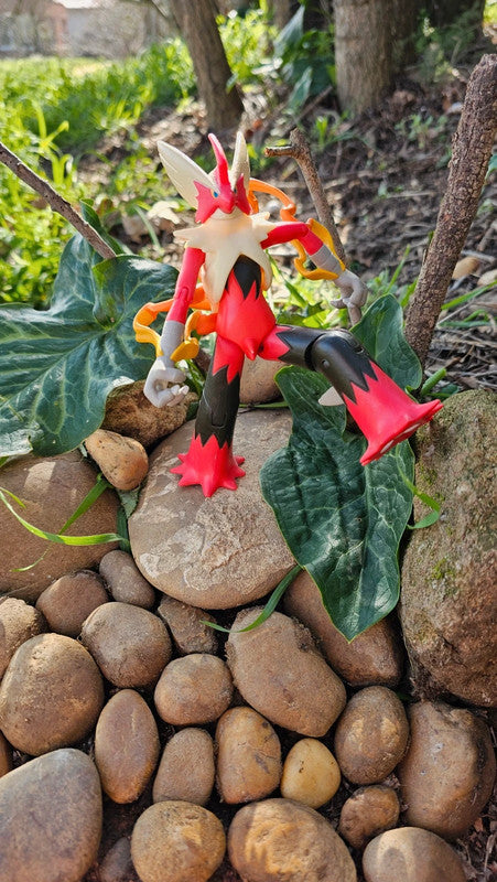 Super figurine Pokemon Nintendo Mega-Brasegali