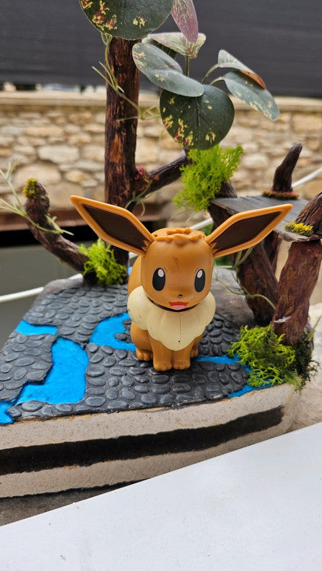 Super figurine Pokemon Nintendo Évoli interactif