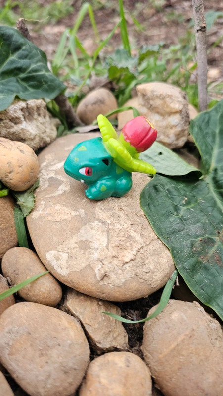 Super figurine Pokemon Nintendo bondai herbizare