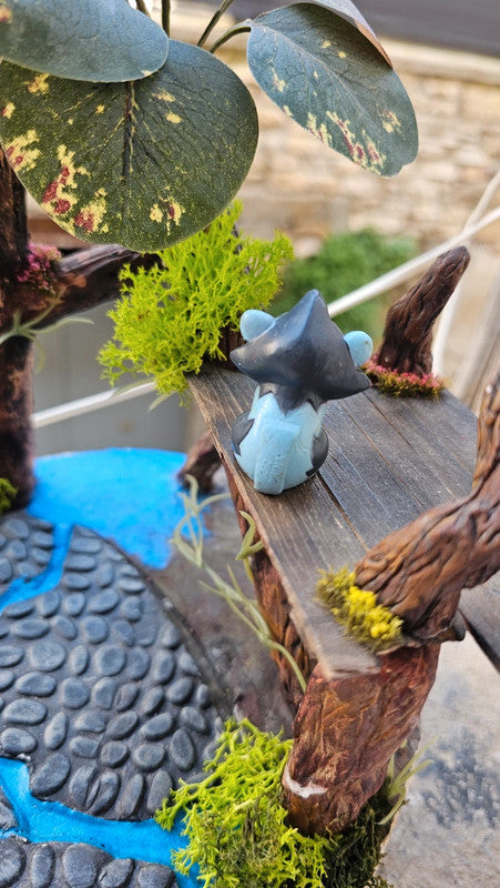 Super figurine Pokemon luxio
