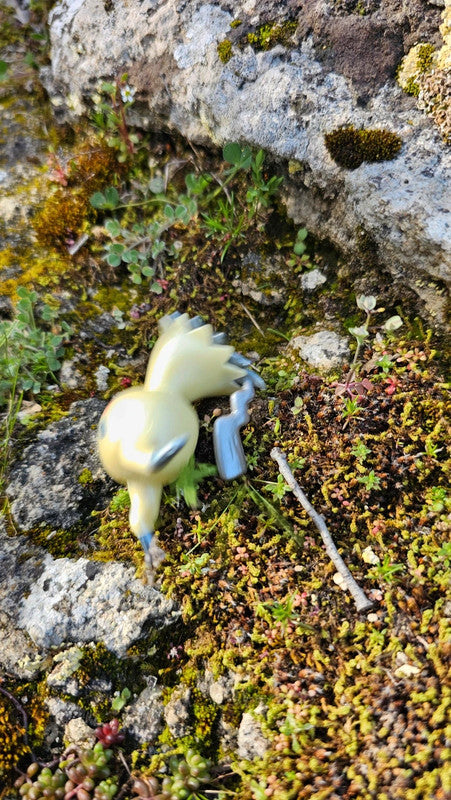 Super figurine Pokemon Nintendo mimiqui effet brillant