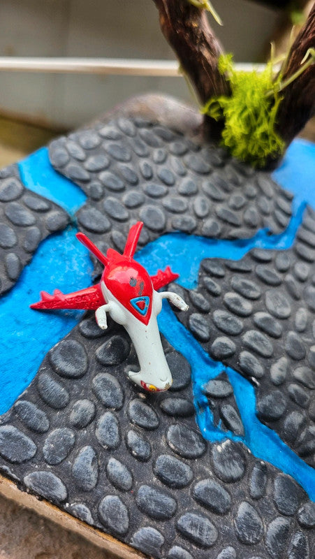 Super figurine Pokemon Nintendo tomy latias