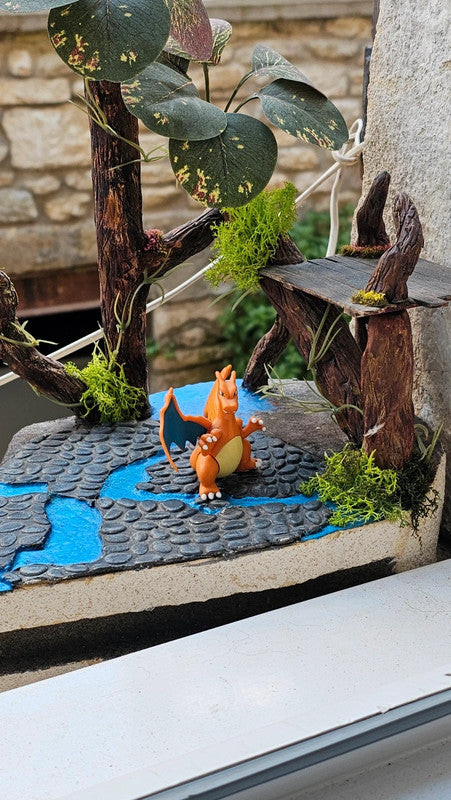 Super figurine Pokemon Nintendo tomy Dracaufeu