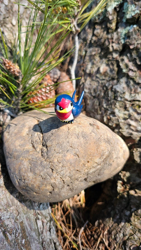 Super figurine Pokemon Nintendo nirondelle