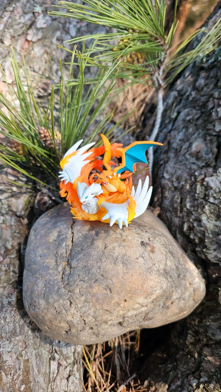Super figurine Pokemon Nintendo Dracaufeu et Reshiram