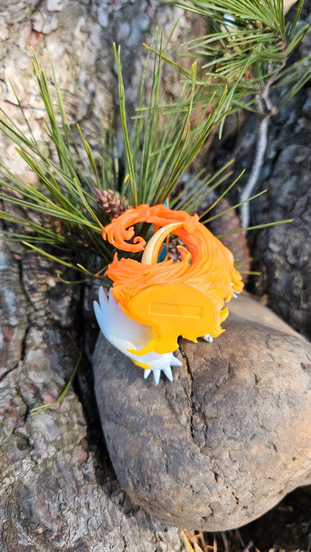 Super figurine Pokemon Nintendo Dracaufeu et Reshiram