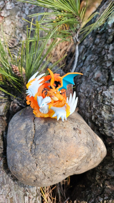 Super figurine Pokemon Nintendo Dracaufeu et Reshiram
