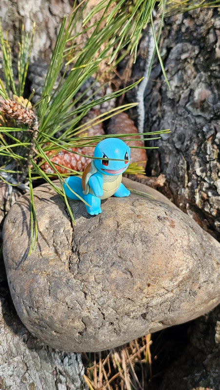 Super figurine Pokemon Nintendo Carapuce effet brillant