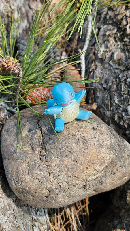 Super figurine Pokemon Nintendo Carapuce effet brillant