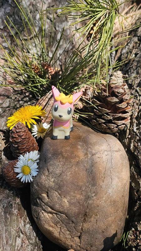 Super figurine Pokemon Nintendo finger puppet vivaldaim