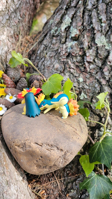 Super figurine Pokemon Nintendo tomy évolution hericendre feurisson typhlosion