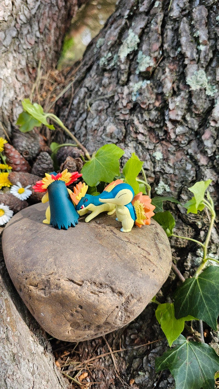 Super figurine Pokemon Nintendo tomy évolution hericendre feurisson typhlosion