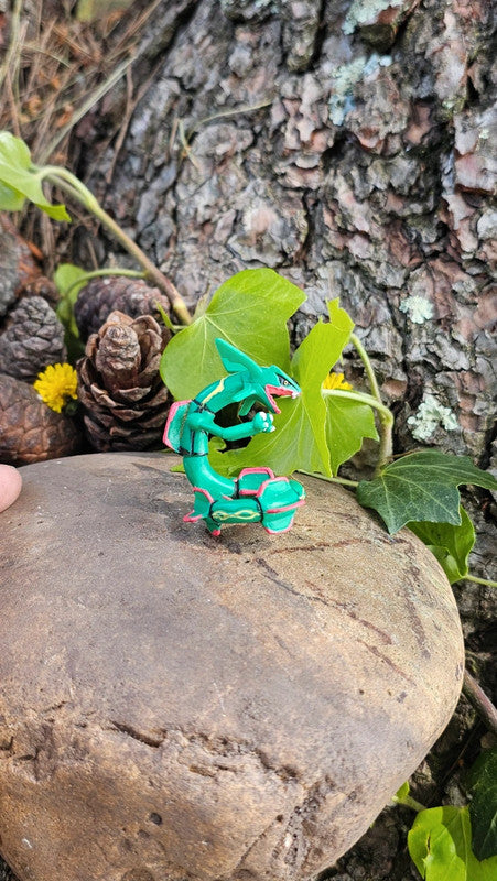 Super figurine Pokemon Nintendo rayquaza