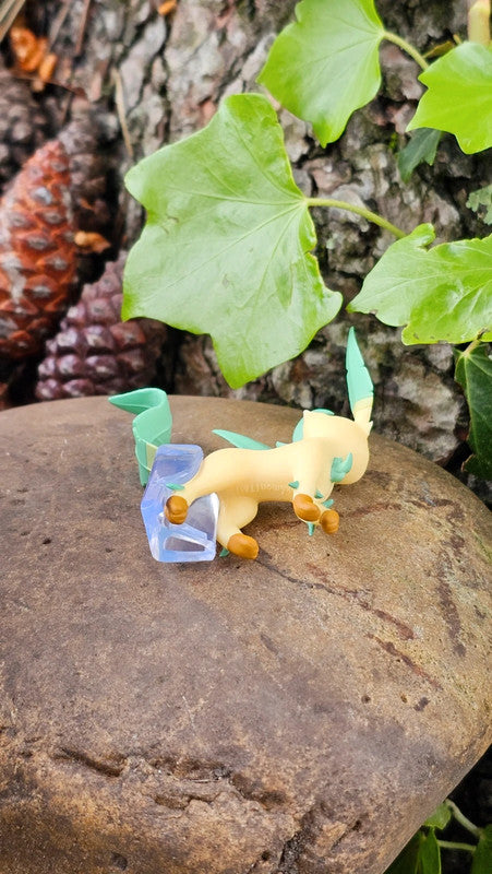 Super figurine Pokemon Nintendo scale world Phyllali
