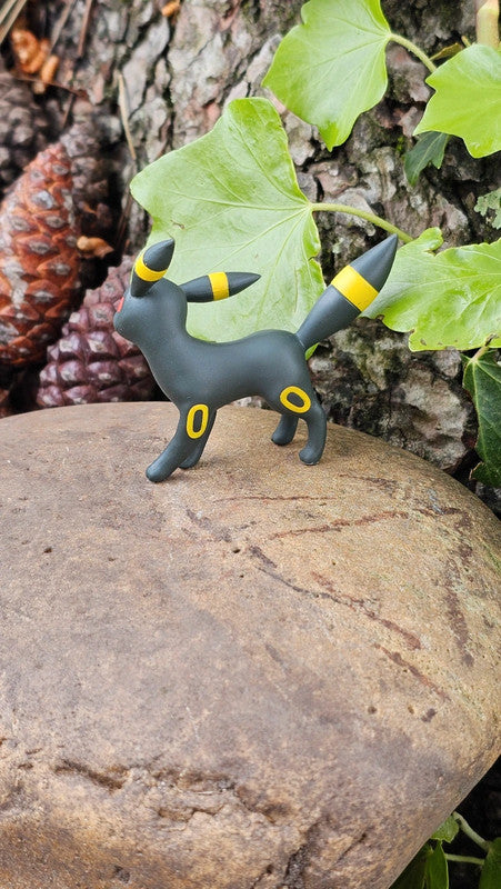 Super figurine Pokemon Nintendo scale world noctali