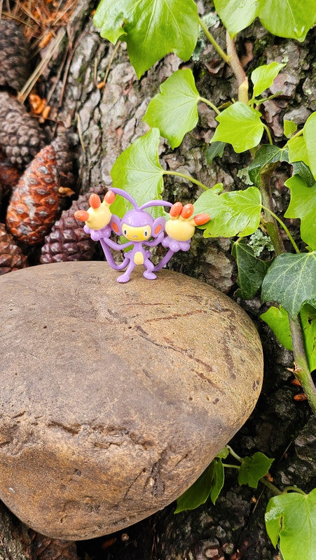 Super figurine Pokemon Nintendo tomy capidextre