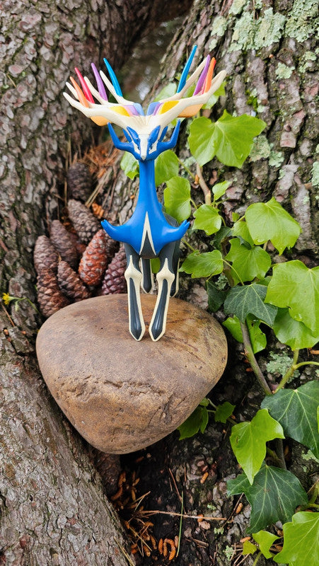 Super grande figurine Pokemon Nintendo tomy xerneas