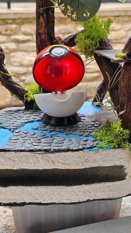 Super pokeball figurine Pokemon