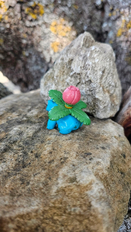 Super figurine Pokemon Nintendo tomy herbizare