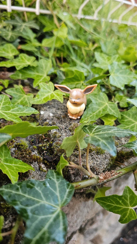 Super figurine Pokemon Nintendo Évoli effet brillant