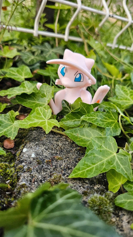 Super figurine Pokemon mew
