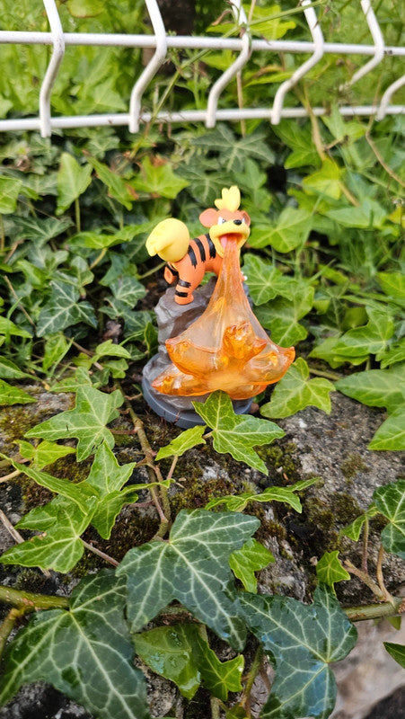 Super figurine Pokemon Caninos