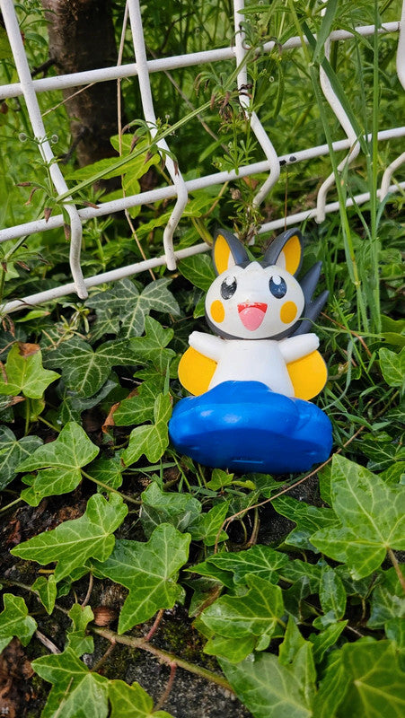 Super figurine Pokemon Nintendo emolga