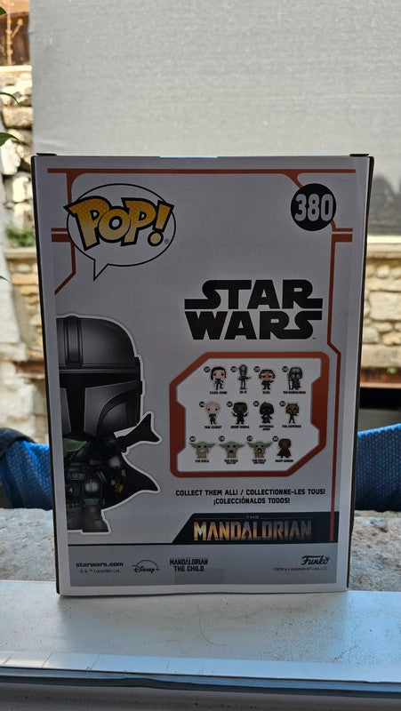 Super grande figurine pop the mandalorian with the Child