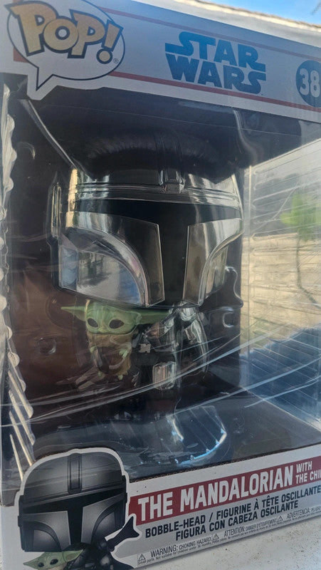 Super grande figurine pop the mandalorian with the Child