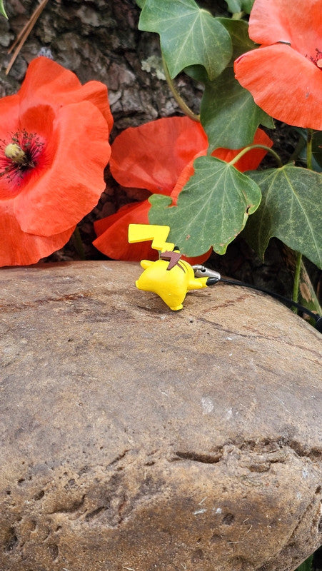 Super petite figurine Pokemon Nintendo porte clé pikachu