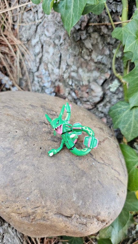 Super figurine Pokemon Nintendo rayquaza