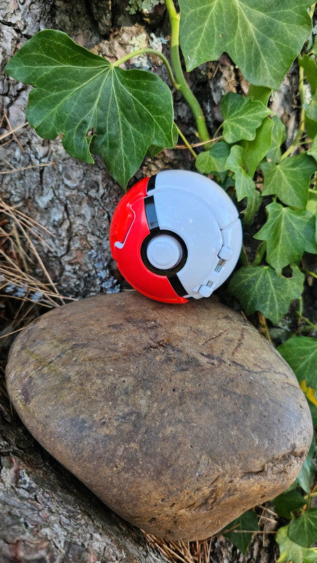 Super pokeball pour figurine Pokemon Nintendo