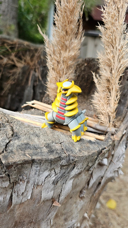 Super figurine Pokemon Nintendo Giratina